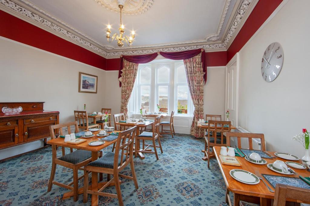 Hawthornbank Guest House Breakfast Room